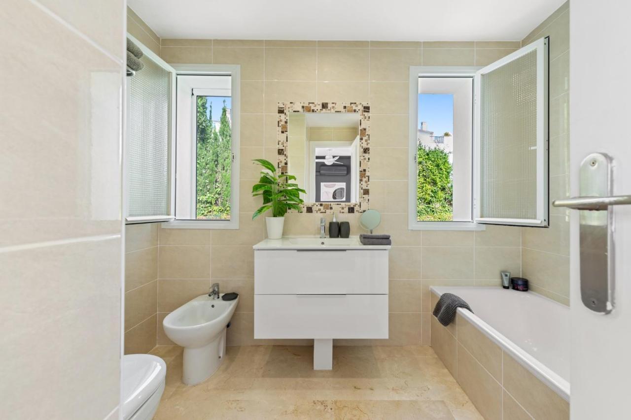 Cozy Townhouse Selwo Villa Estepona Eksteriør bilde